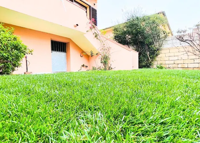 Vela House & Garden Center Daire Olbia